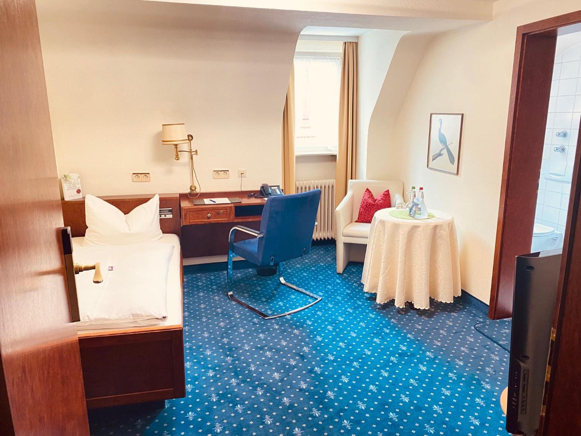 Hotel - Restaurant Traube Neuffen Eksteriør billede