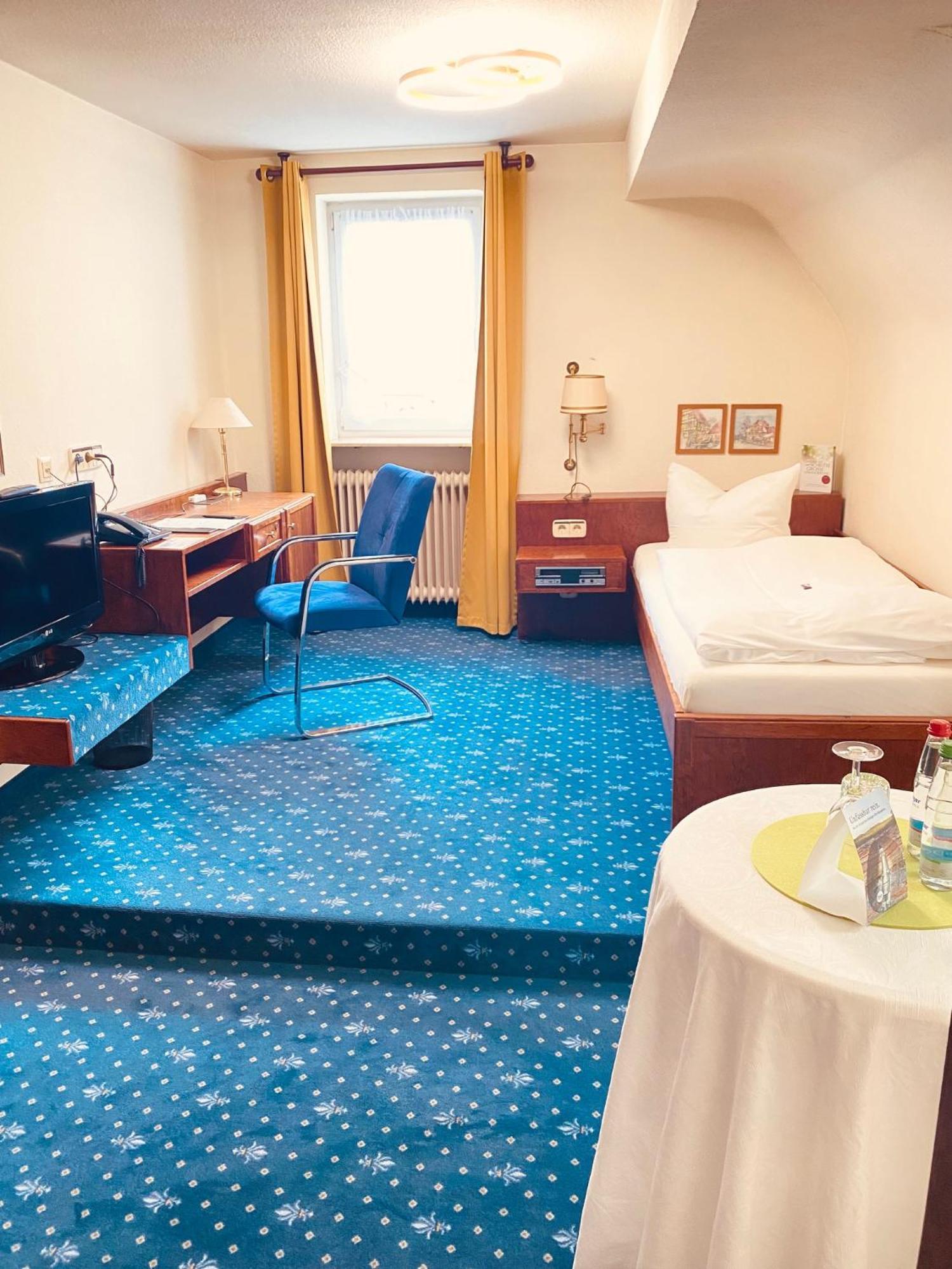 Hotel - Restaurant Traube Neuffen Eksteriør billede